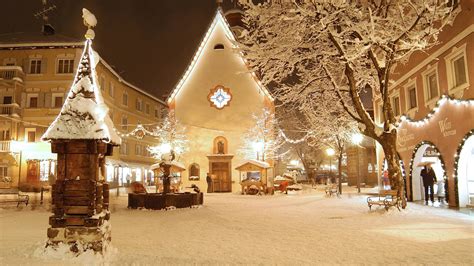 Snow Covered Church With Lights HD Christmas Wallpapers | HD Wallpapers ...