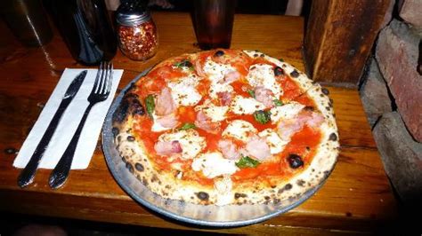 ROBERTA'S PIZZA, Brooklyn - Williamsburg - Menu, Prices & Restaurant Reviews - Order Online Food ...