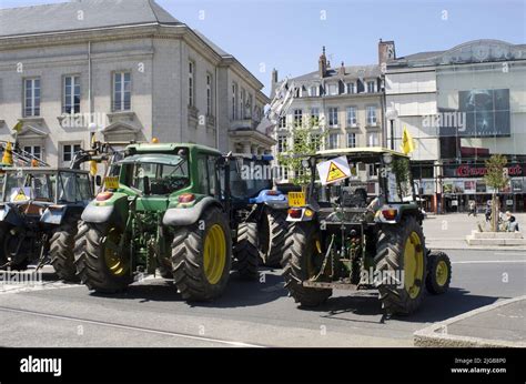 angry farmer protest demonstration in nantes, france Stock Photo - Alamy