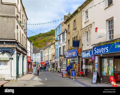 High Street in Bangor, Gwynedd, Wales, UK Stockfotografie - Alamy