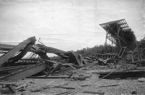 bridge collapse - Google Search | Vizuals! | Pinterest | Quebec city and Quebec