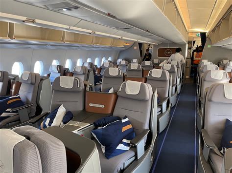 Review: Lufthansa A350 Business Class - Live and Let's Fly