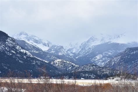 Day after a foot of snowfall in Rocky Mountain National Park : r ...