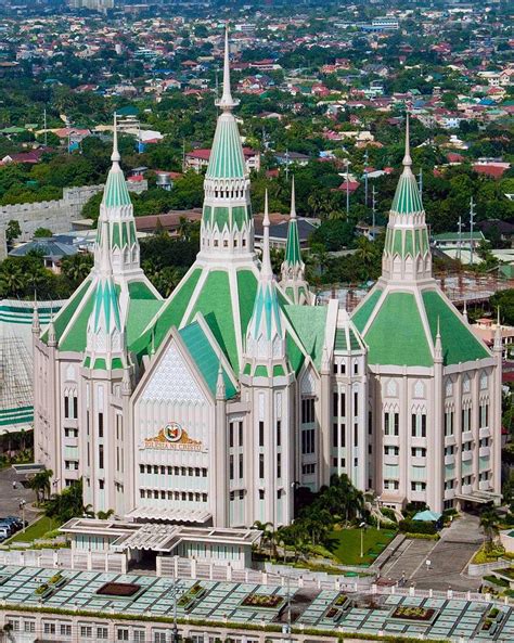 The Iglesia ni Cristo: Top 10 biggest INC chapels (updated)