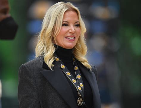 Lakers News: Jeanie Buss Says Her Cryptic Tweet Was Not Shot at LeBron ...