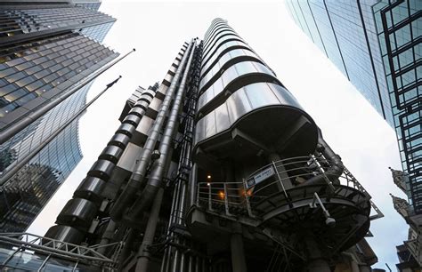 Lloyd's of London to Cut 10 Percent of U.K. Staff - Bloomberg