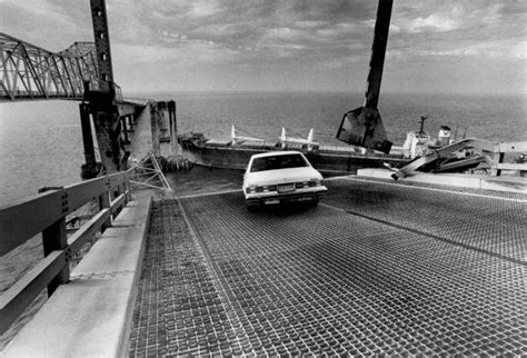 Sunshine Skyway Bridge Disaster: May 9, 1980 | Sunshine skyway bridge, Skyway, Florida pictures