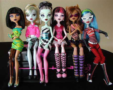 monster high dolls | Monster high muñecas, Monster high, Cerditos pequeños