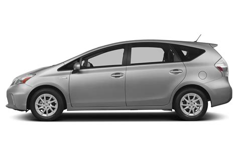 2014 Toyota Prius v - Information and photos - MOMENTcar