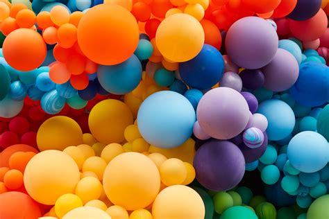 Balloon Basics: Your Guide to All Things Balloons in Glendale