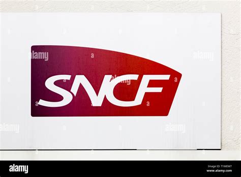 Sncf logo hi-res stock photography and images - Alamy