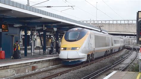 Classic Eurostar Class 373 arrives & departs at Ashford International (HD) - YouTube