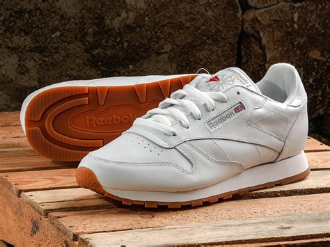 Reebok Classic Leather Shoes - 49803 Intense White/Gum | Basketball Shoes \ Casual Shoes | Sklep ...