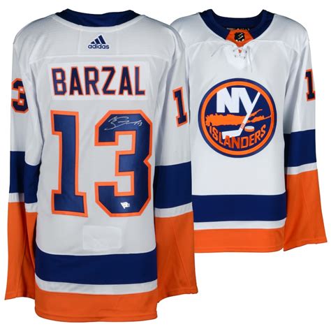 Autographed New York Islanders Mathew Barzal Fanatics Authentic White ...