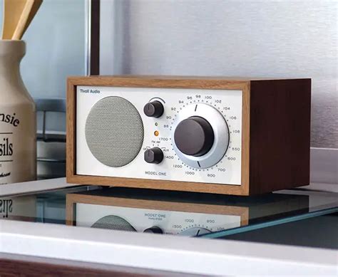 Tivoli Audio Model One – Modern Radio with Tuner and Wooden Cabinet ...