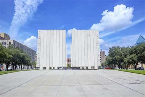 John F. Kennedy Memorial Plaza Dallas - Bestill billetter og turer ...