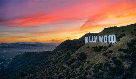 Download Hollywood Sign At Sunset | Wallpapers.com