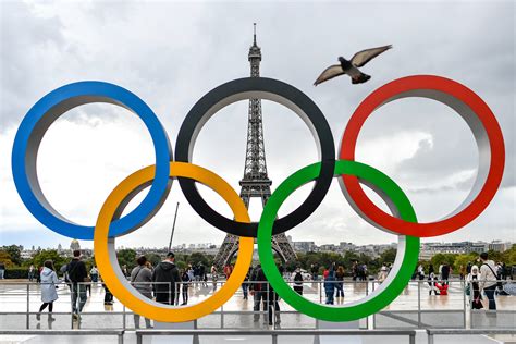 Paris to host 2024 Olympics - ESPN's week in pictures - Federer and ...