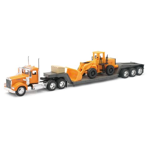 New-Ray 1:32 Scale 1979 Kenworth W900 Lowboy w/Construction Tractor ...