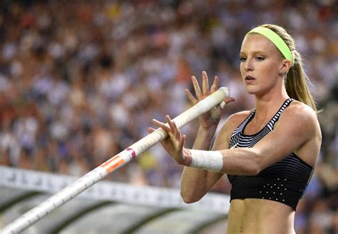 Morris set for tilt at Isinbayeva's pole vault world record