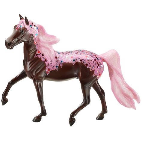 Breyer Classics Freedom Series Cupcake Decorator Series Model Horse Figure - 1:12 Scale ...