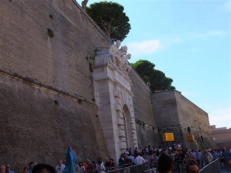 Vatican City Walls – Vatican City - Atlas Obscura