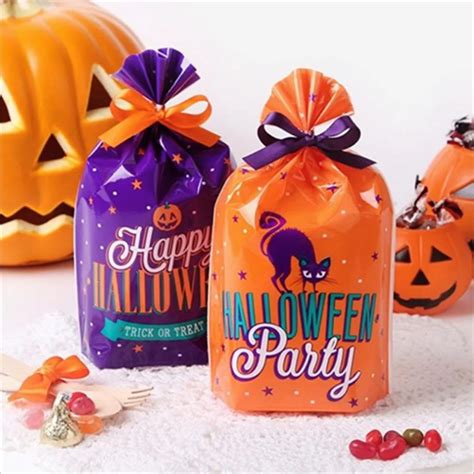 50pcs-Halloween-Candy-Bags-Cute-Gift-Bag-Trick-or-Treat-Kids-Gift-Pumpkin-Bat-Candy-Boxes.jpg