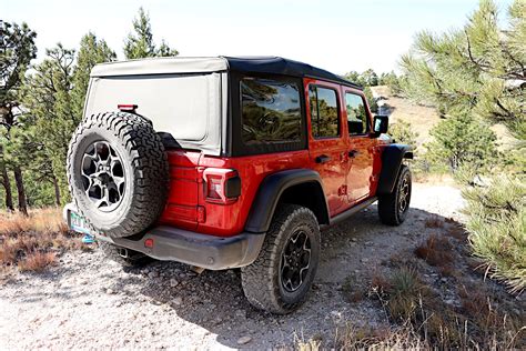 Review: 2021 Jeep Wrangler Rubicon 4xe brings battery benefits off-road