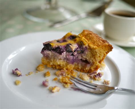 Victoria's Cake Boutique: Mustikkapiirakka (Finnish Blueberry Pie)