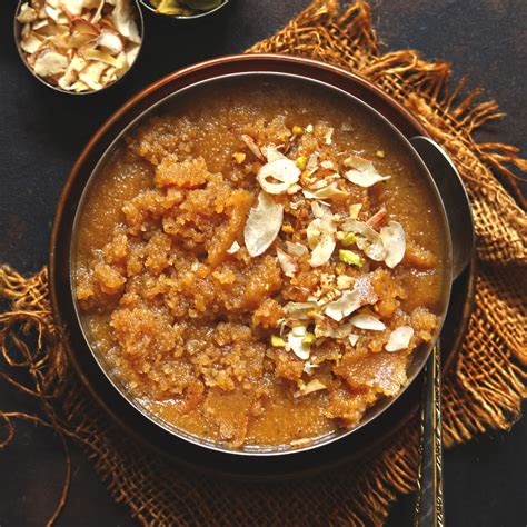 Suji Ka Halwa Recipe (Sooji Halwa) - Fun FOOD Frolic