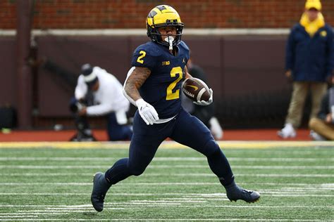 Blake Corum touchdown video: Michigan RB rips off 61-yard run to open up two-score lead over ...