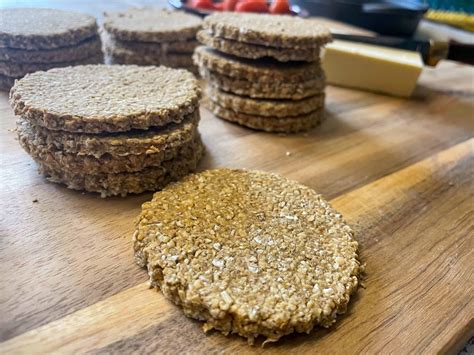 Oil-free Vegan Cheesy Scottish Oatcakes - Traditional Plant-Based Cooking