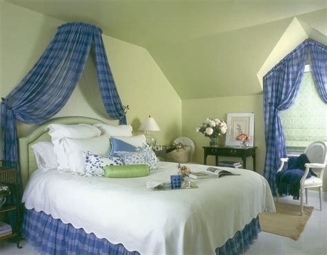 Creating A Calm And Relaxing Blue And Green Bedroom