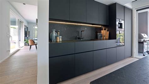 Modern Kitchen Cabinets - HomeDesigners