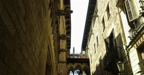 Stories and Legends of the Gothic Quarter: Walking Tour | musement