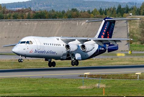 free download | British Aerospace Avro RJ100, RJ100, Passenger, Jet ...