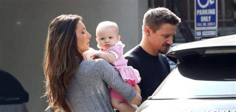 Jeremy Renner and Sonni Pacheco Reach Divorce & Custody Settlement ...