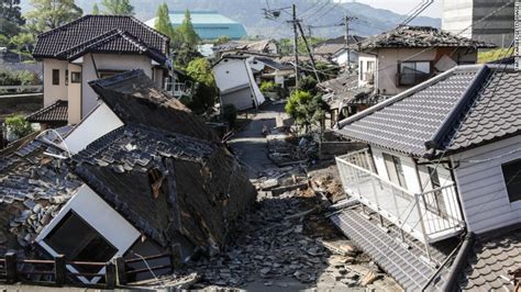 Major Japanese companies shut factories after earthquakes