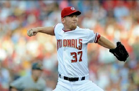 Stephen Strasburg's pitching mechanics need to change