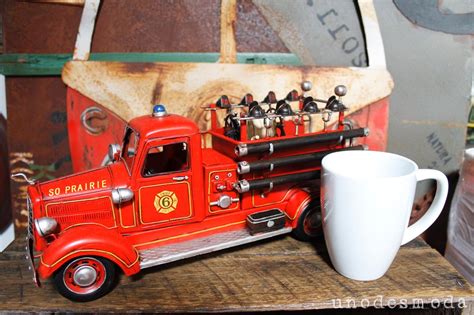 BIG! RED FIRE TRUCK Engine Diecast Tin Model Toy Home Display Decor ...