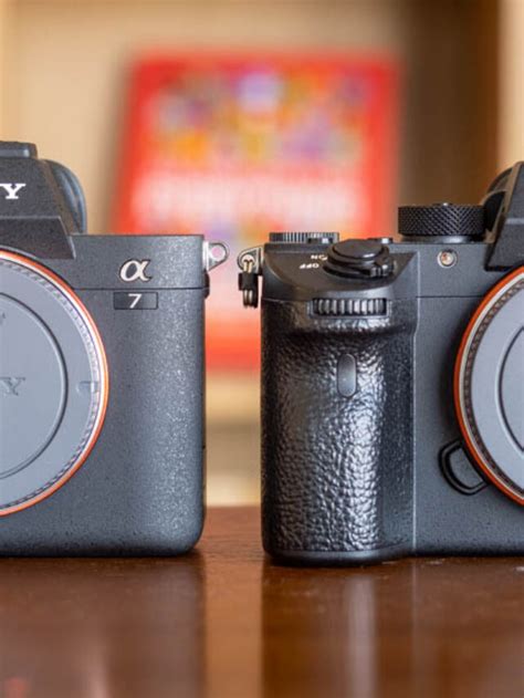 Sony A7 mark IV vs A7R mark IV - 10 Differences - Mirrorless Comparison