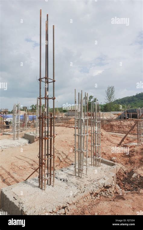 Column rebar work preparing for concrete work Stock Photo - Alamy