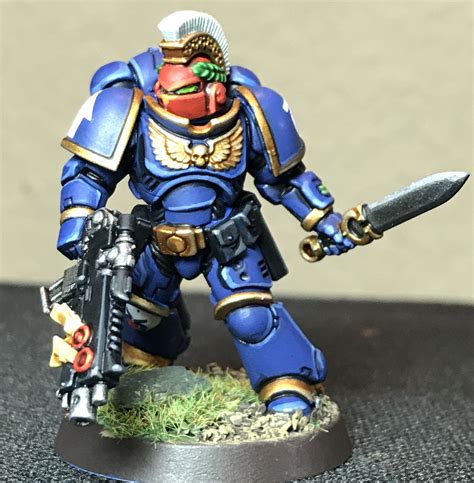 Intercessor Primaris Ultramarine Veteran Sergeant (front) | Warhammer 40k blood angels, Space ...