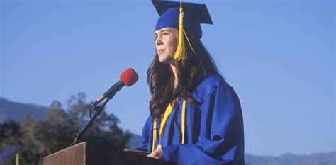 Long considered a high honor, the valedictorian tradition faces an uncertain future