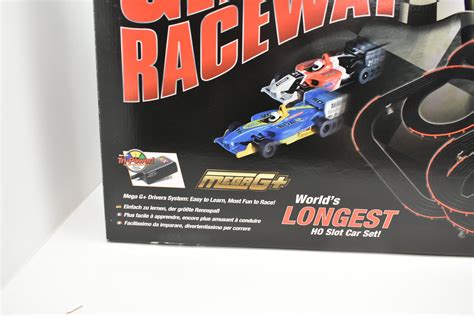 Giant Raceway w/o DigitalLapCounter | 22020 | AFX/Racemasters | Slot ...