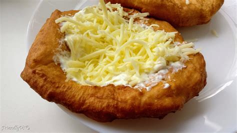 Lángos - traditional Hungarian recipe - Thyme consuming