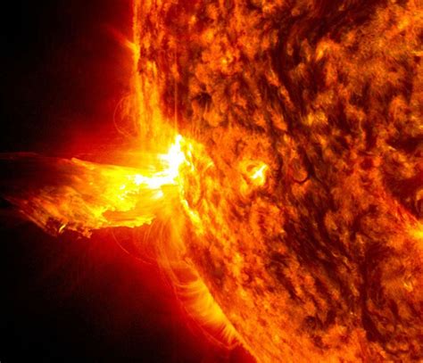 Is a solar storm headed for Earth? What you need to know. - silive.com