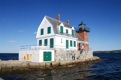 (A few of the) Lighthouses of Penobscot Bay - Island Girl Walkabout