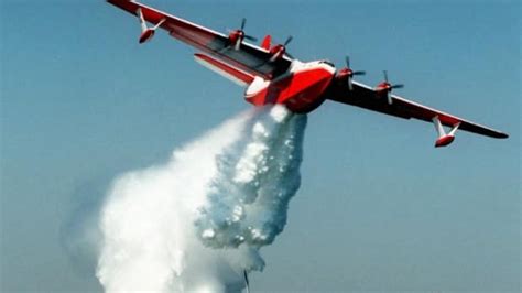 3 reasons why the Martin Mars water bomber isn't battling fire in Fort ...