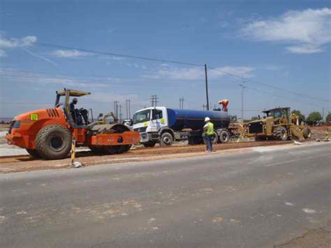 Xstrata Gravel Road Construction - Soil and Dust Solutions